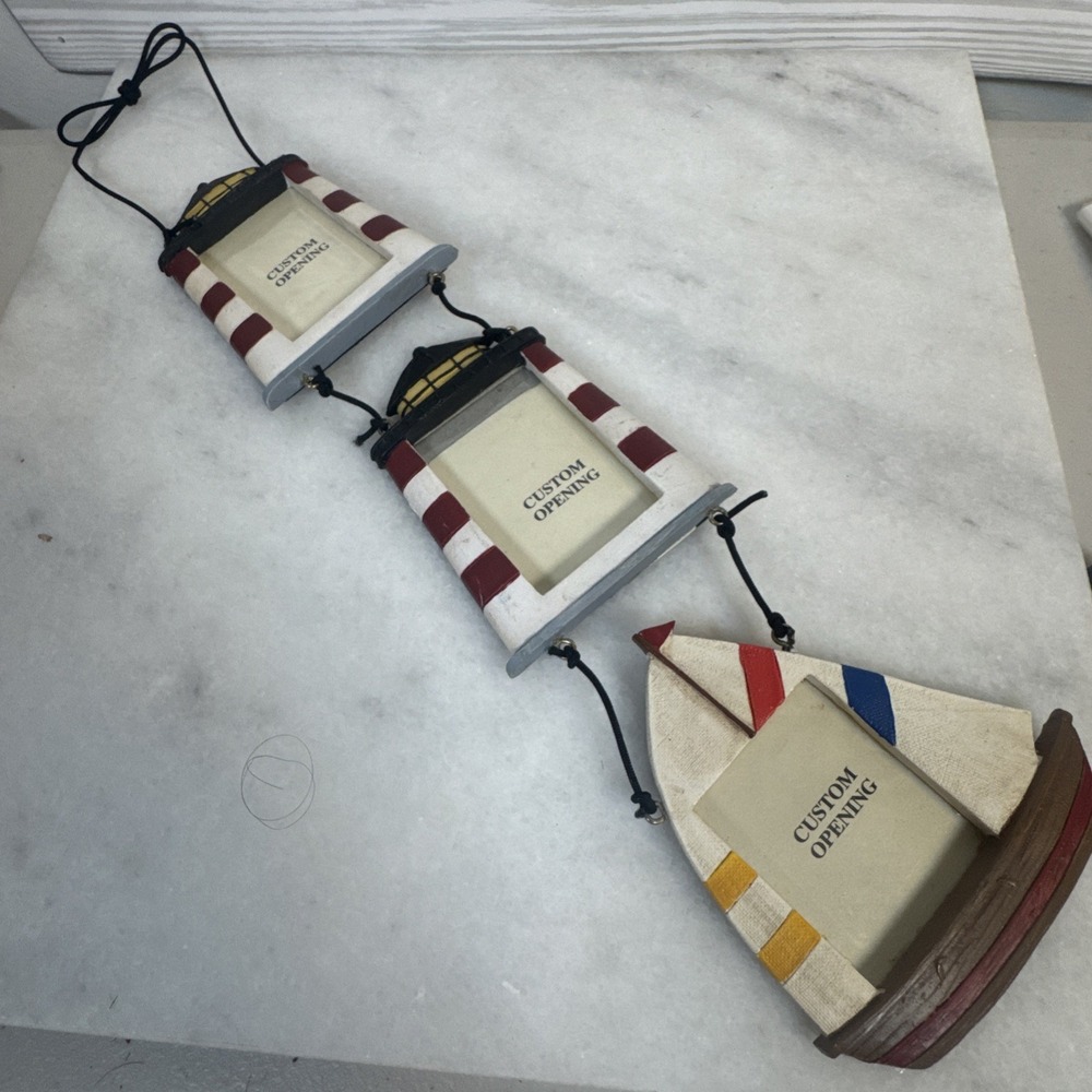 Picture Lighthouse Hanging 3 Frames